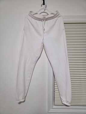 Aritzia Sunday Best Joggers